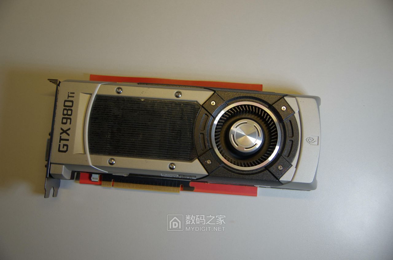 980ti显卡一代卡皇,gtx980ti拆解清灰
