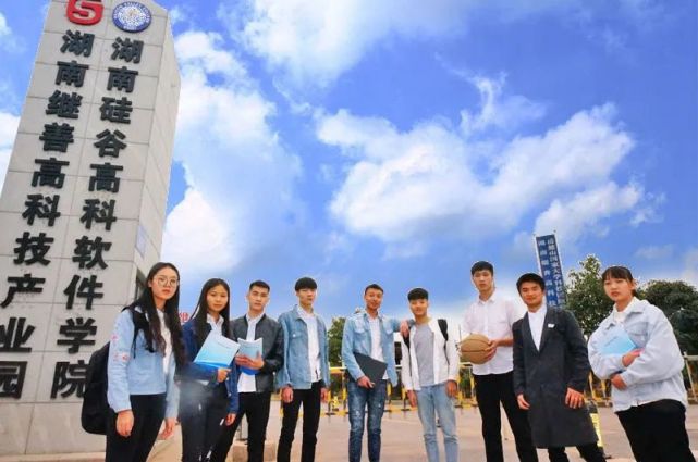 走进硅谷丨这所充满着幸福感的学校是怎样炼成的？