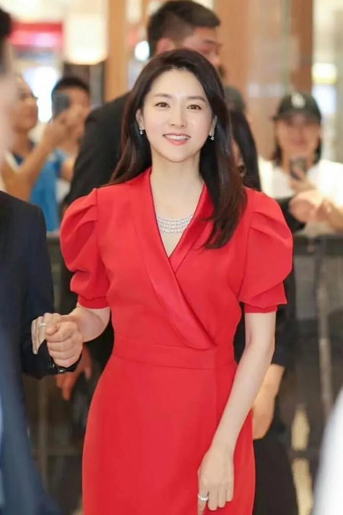 世上怎么有这么讨厌又这么美的女二?居然还这么种草