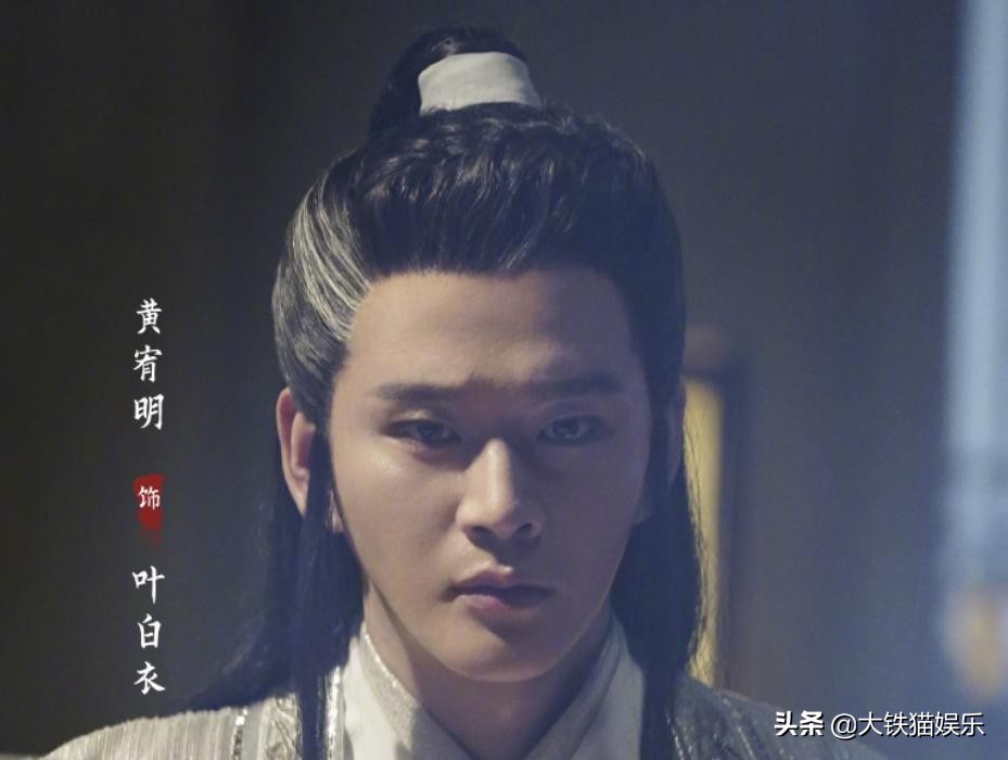 10位男星颜值今昔对比,10位男歌手今昔对比