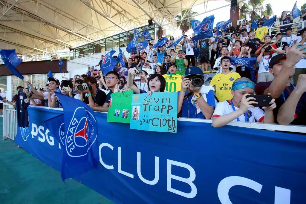 巴黎圣日耳曼抵达伯纳乌,巴黎圣日耳曼姆巴佩射门训练