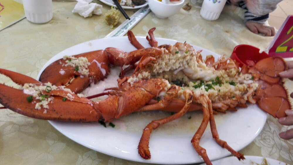 与澳门隔江相望,与澳门隔江相望的地方