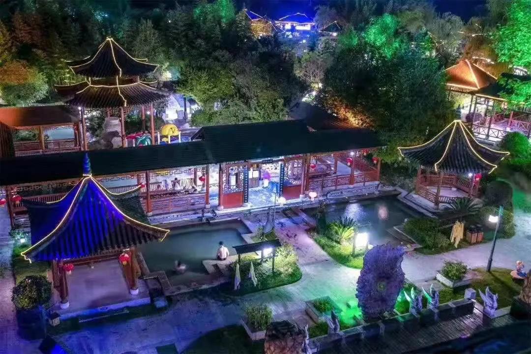 泡温泉的季节来了,咸宁温泉现在还有天然温泉吗