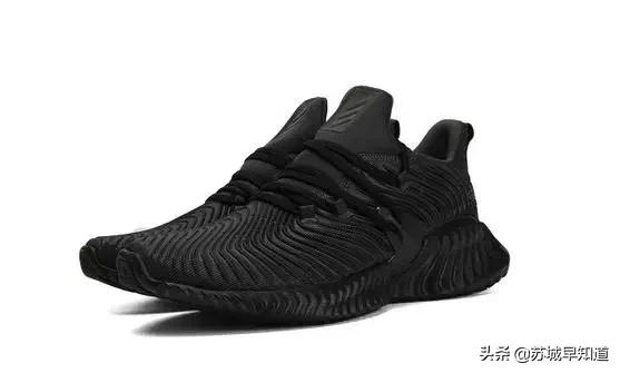 东楼4F｜耐克、阿迪持续输出ing，最高直减400!超赞新款狠货出血