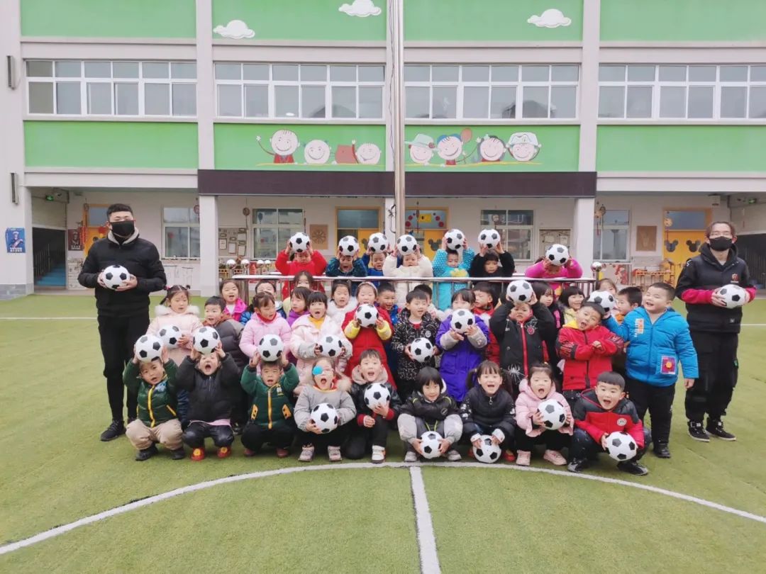 幼儿园足球展示活动方案,幼儿园足球展示活动