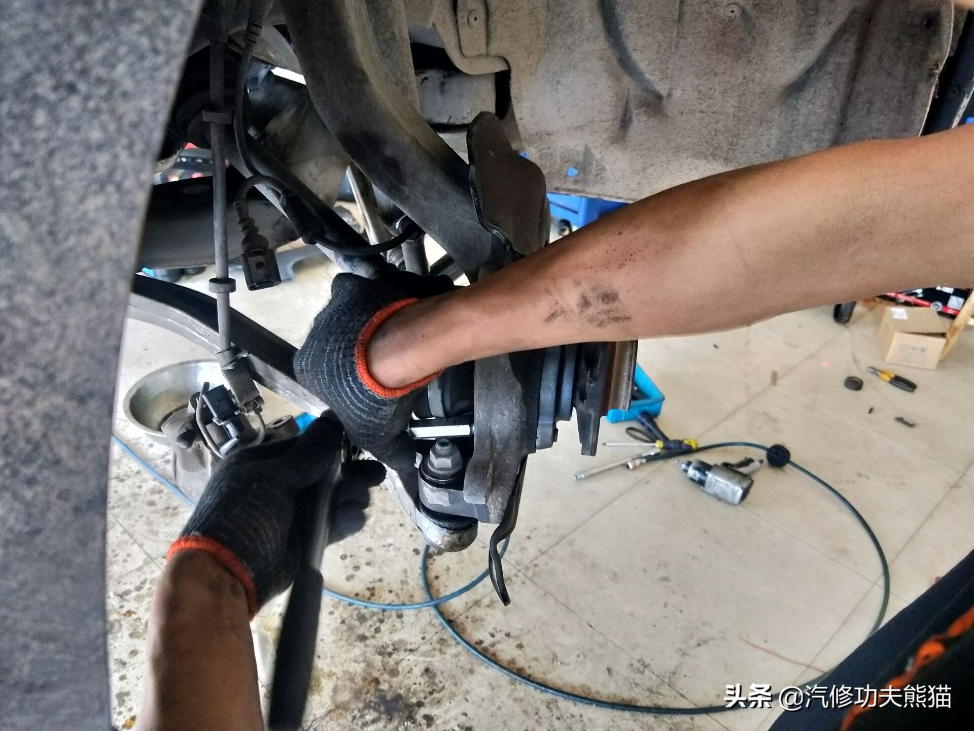 老款奥迪a6l烧机油的车型,最新款奥迪a6l质量怎么样烧机油吗