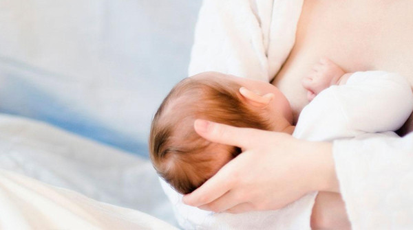 女人产后胸变平怎么办,女性产后胸部会变大是真的吗