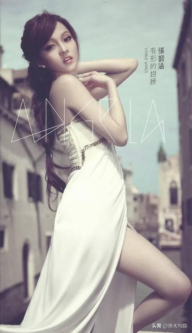 “过气”十年，凭什么她发个问号也能上热搜？