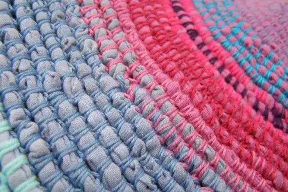 茶几地毯尺寸如何选择才完美,买地毯选尺寸