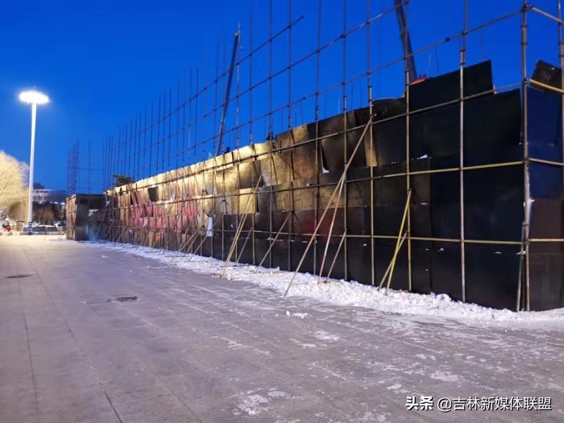 雕塑园夜晚,雕塑公园冰雪梦工厂