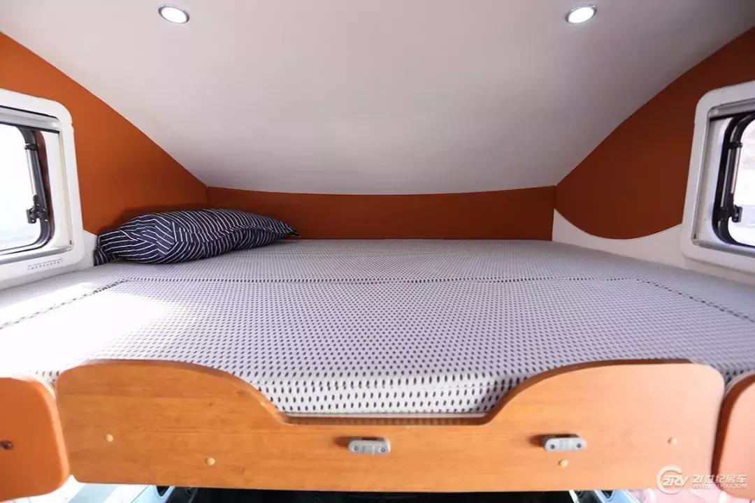 自动挡四驱越野房车40万以下,自动挡皮卡房车10万左右