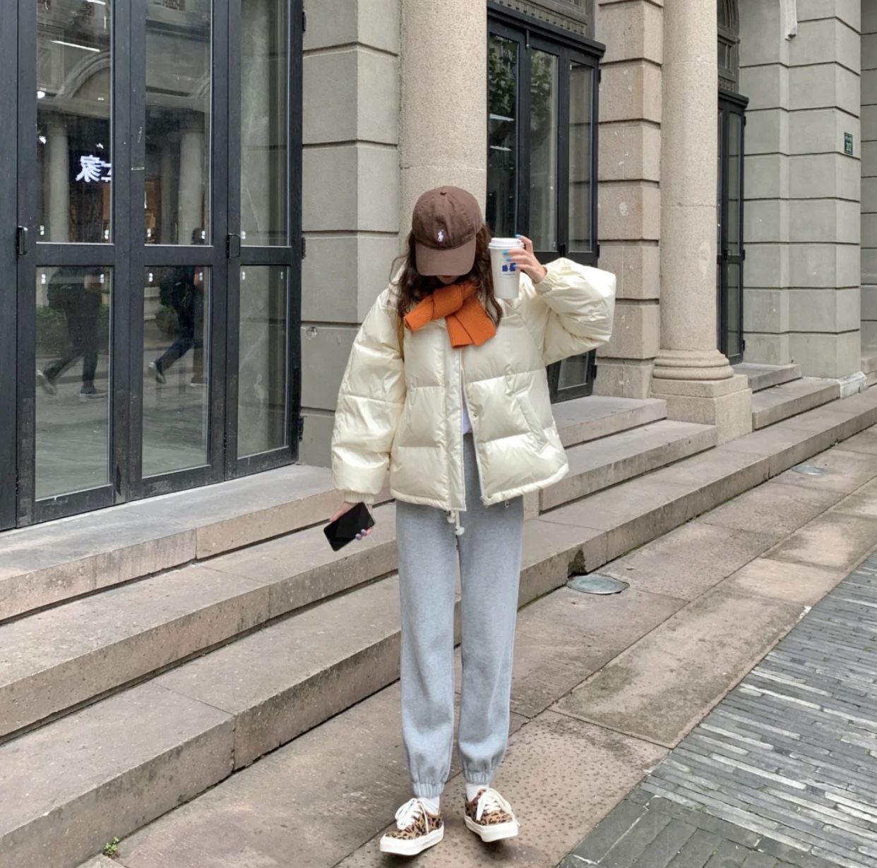 今年流行的棉服个子小穿什么款,今年流行洋气棉服