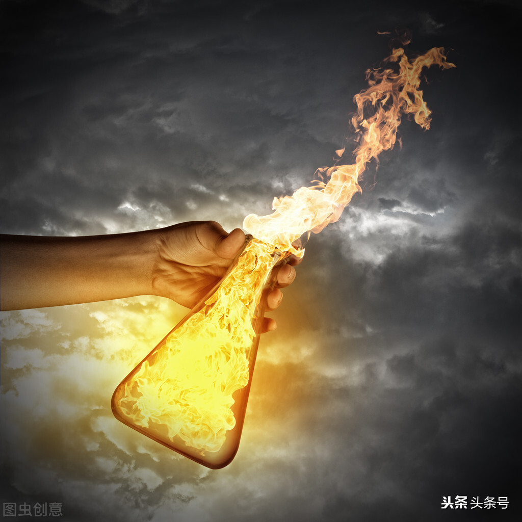 爱出汗怕热是什么问题,爱出汗怕热是湿气太重吗