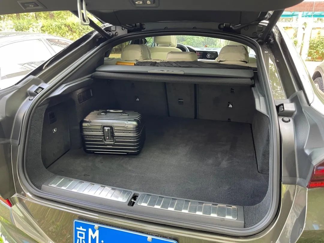 宝马保养标准流程展示,宝马保养攻略你都知道哪些