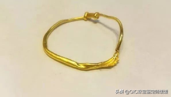 实心黄金手镯变形修复需要多少钱,黄金手镯变形了在家怎么恢复变圆