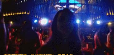 这对网红花22万当了三天迪拜富豪，而我连个儿童手表也买不起