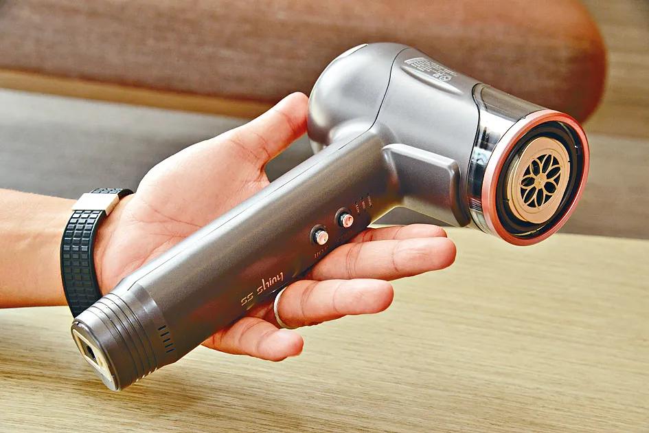 2000块钱的吹风机跟100的区别,2000元的吹风机