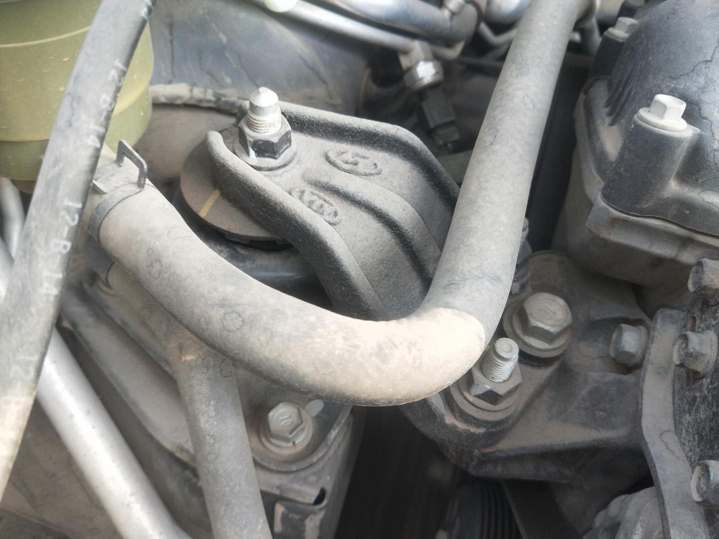 8年的二手车9万公里正常吗,现代悦动二手车10万公里