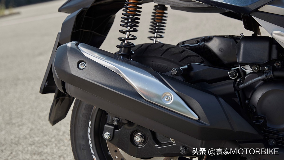 本田佛沙forza300评测,本田佛沙forza350几款颜色