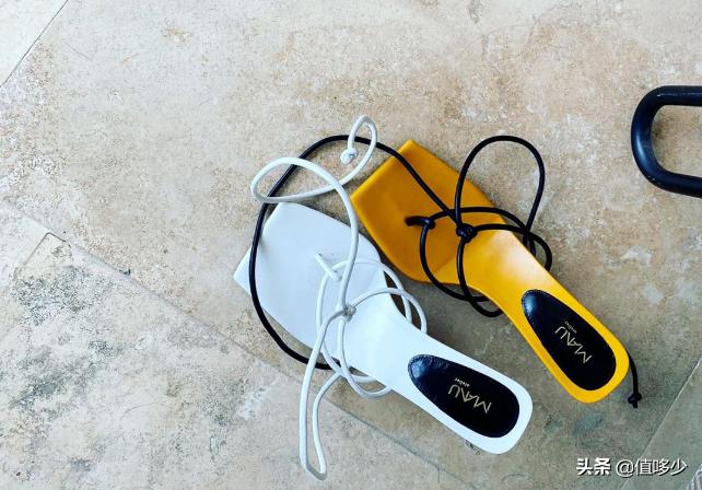 2020年爆款凉鞋,今年最流行的4款凉鞋