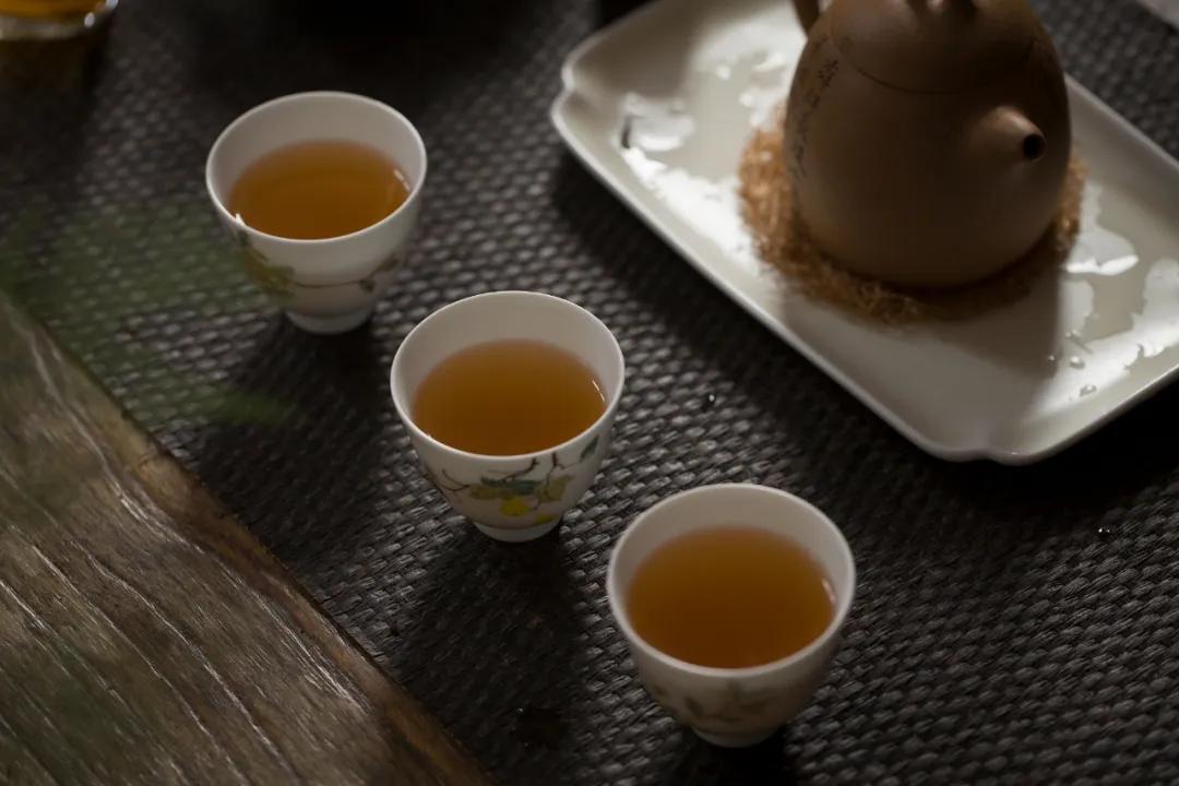 下关茶厂推荐沱茶的正确打开方式,下关沱茶特级2011