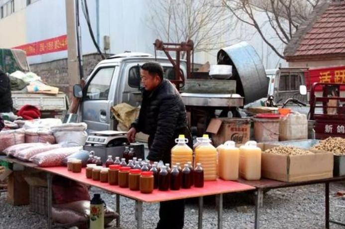 街头的现榨芝麻香油靠谱吗,流动现榨芝麻油