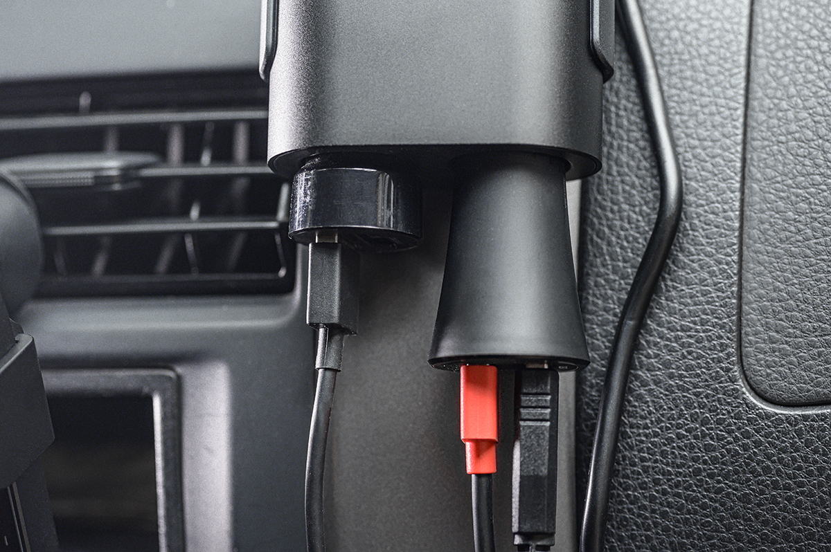 倍思点烟器车载快充数据线,车载点烟器插头转换器倍思