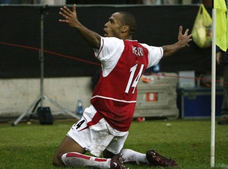 绿茵场庆祝动作,球场最霸气的庆祝动作