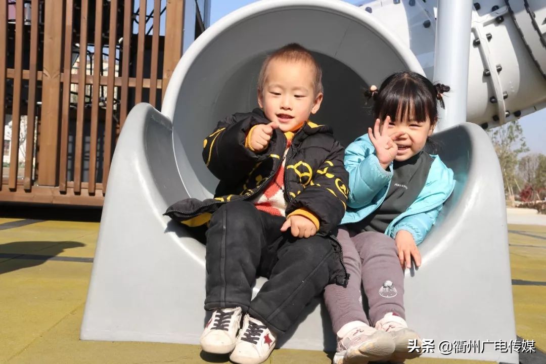 VLOG|智能足球场、棋趣木立方……记者带您去玩衢州首个乡村运动公园