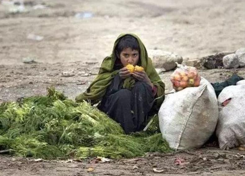 为何中国和印度人口如此多,为什么同样人口大国印度消费低