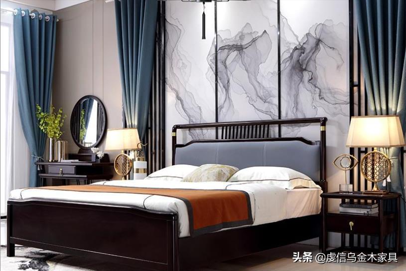 网上卖2000实木柜子的猫腻,柜子2块板开裂