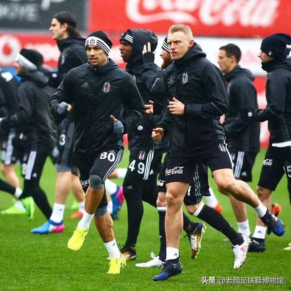 马竞前锋微商处购买厂货球鞋作秀，欧美球星居然还自己掏钱买球鞋