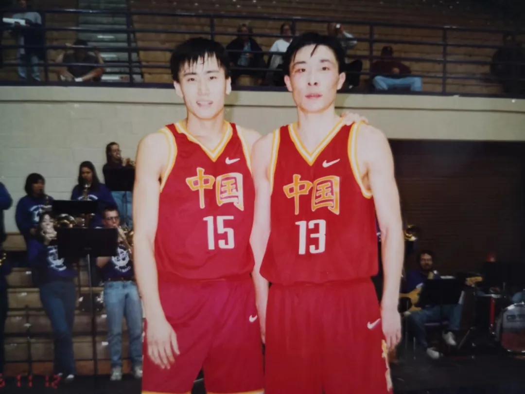 打球不要命！右胯撕裂性骨折十天就回归！要论中国最强3D他够资格