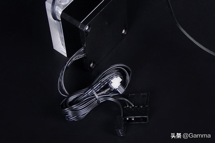 公认散热好的itx机箱,支持240水冷和RGB光控的itx机箱