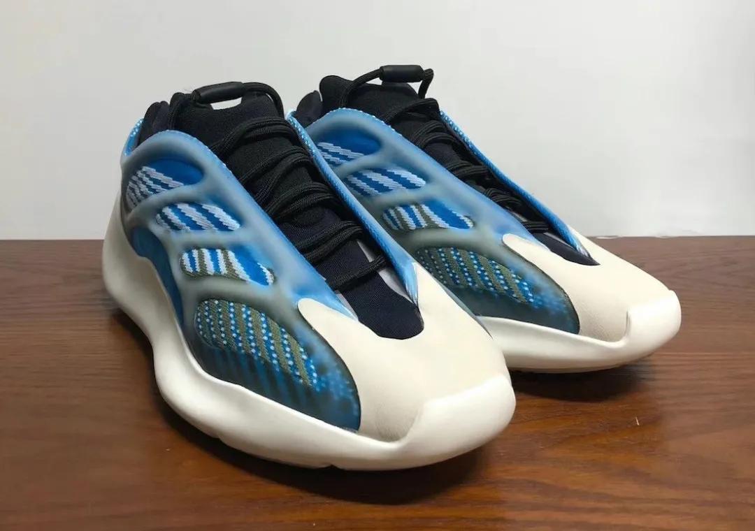 yeezy700v3蓝晶石市场,yeezy700v3黑武士