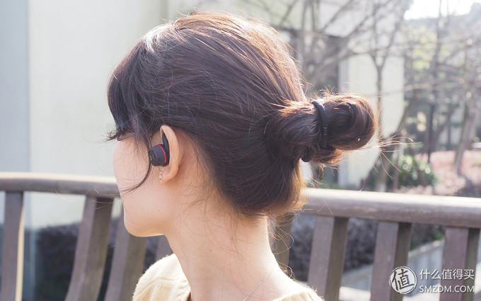 JBLUAFLASH运动耳机,jbl蓝牙运动耳机使用方法