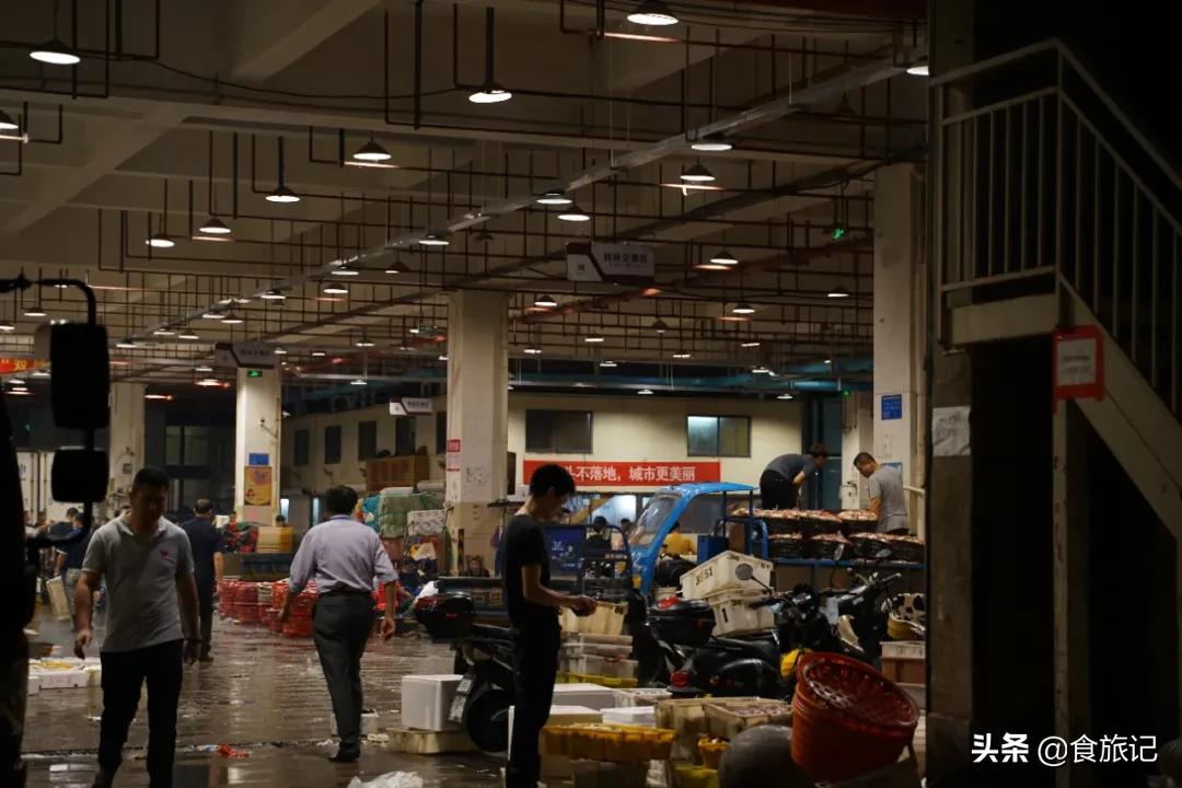 南京最大的水产批发市场在哪里,全国最大的海鲜水产批发市场