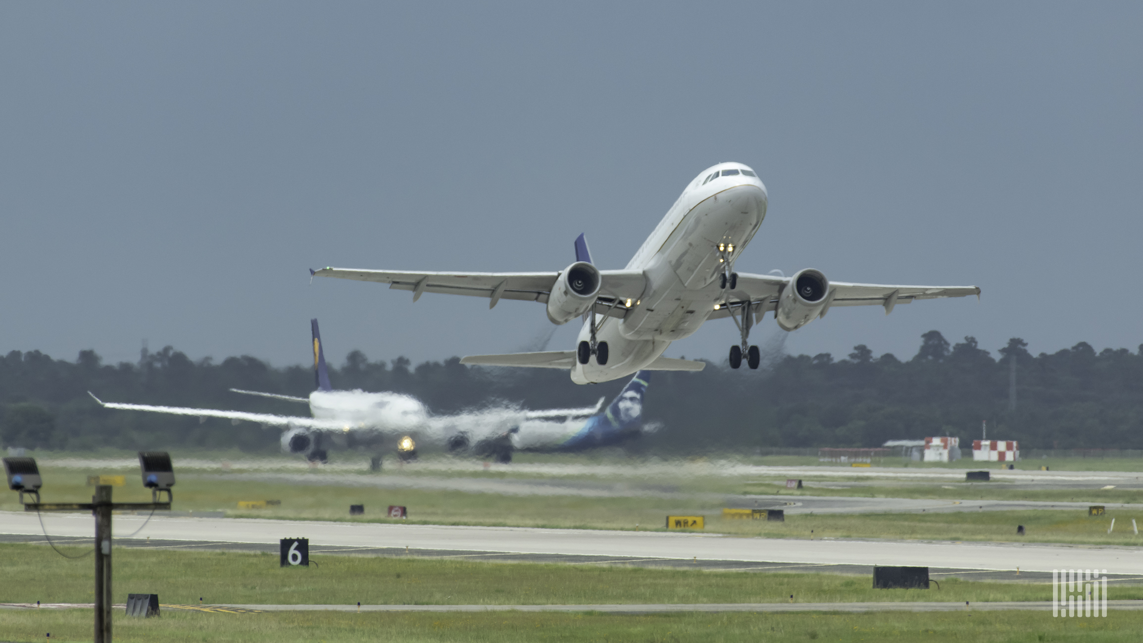 新冠疫情导致全球经济多少损失,疫情使我国经济损失达到多少