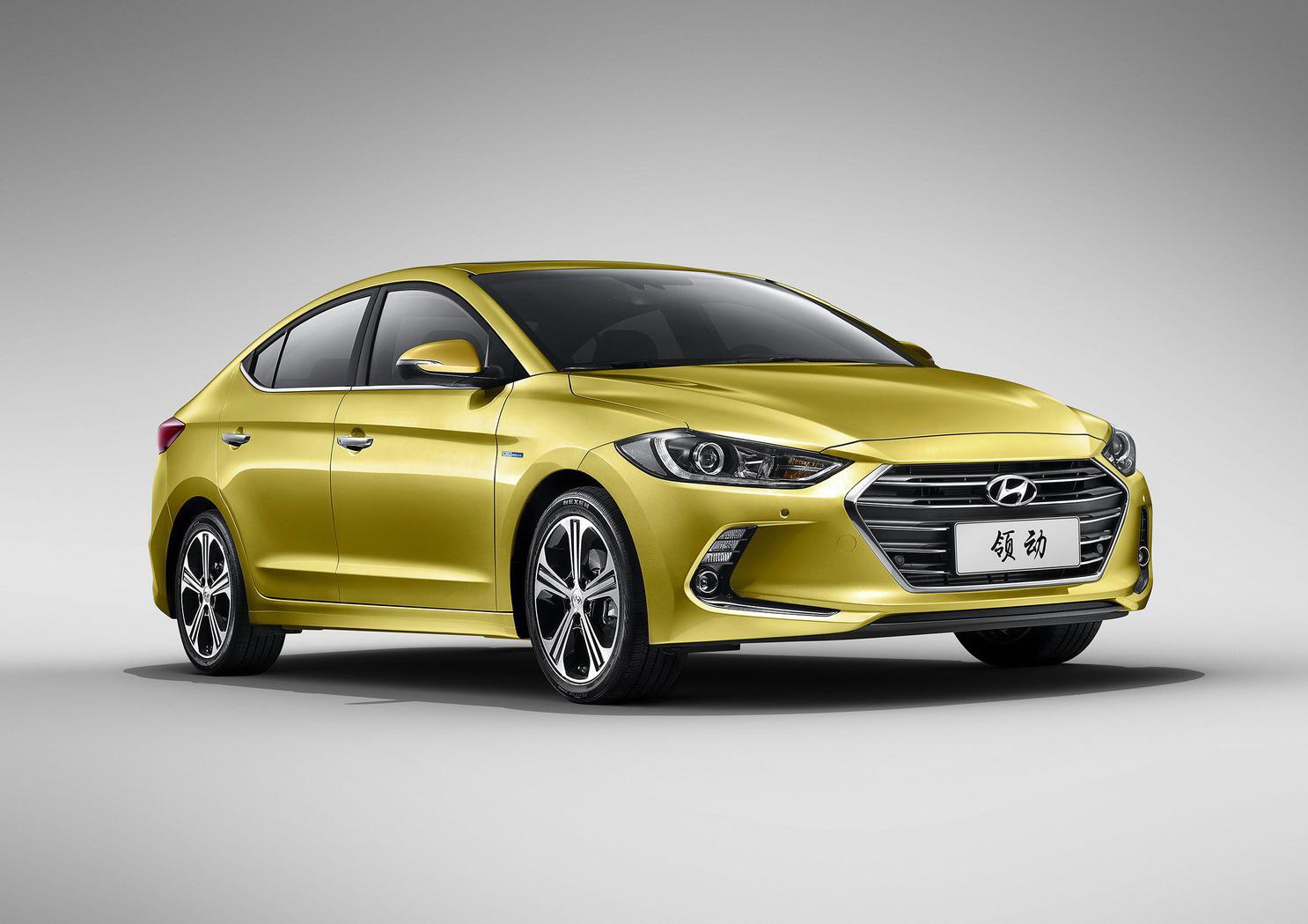 新款伊兰特全景影像,最新款第七代伊兰特仪表盘