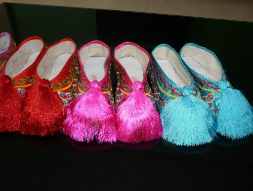 中国戏曲服饰的起源和形成,中国戏曲鞋