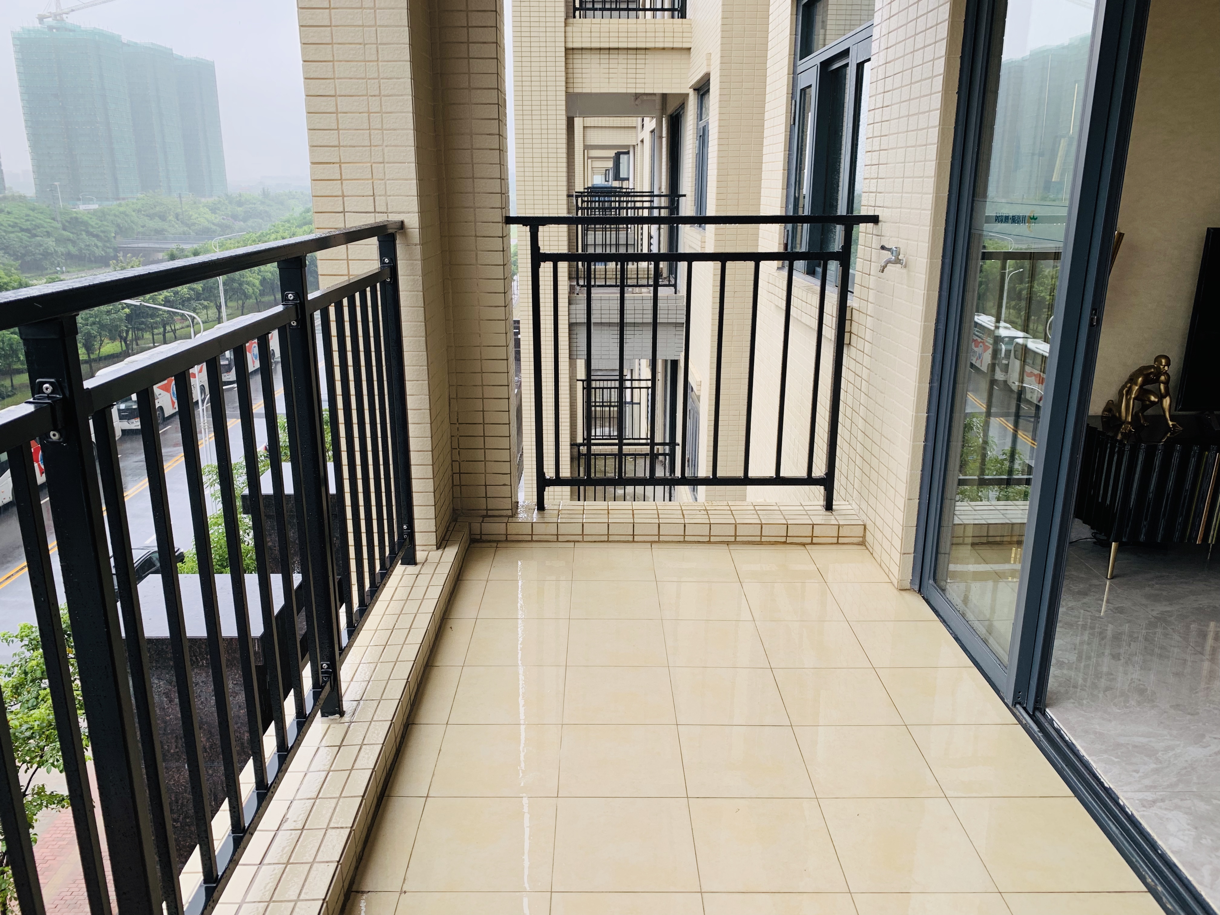 三水月亮湖颐景园最新消息,佛山三水广乐颐景园的房子怎样