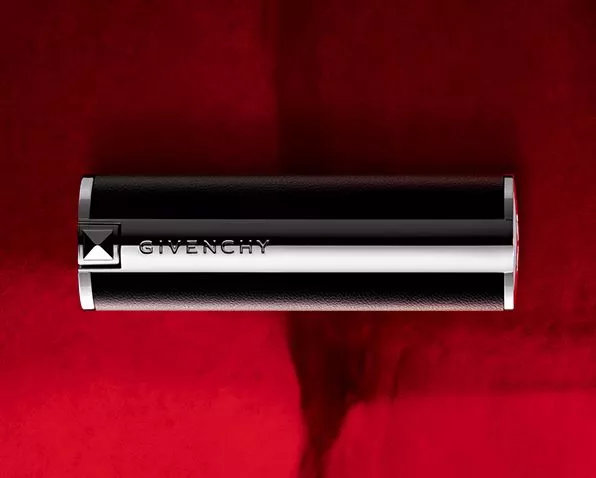 装妆美资讯馆|是谁?让赫本比梦露更美丽?