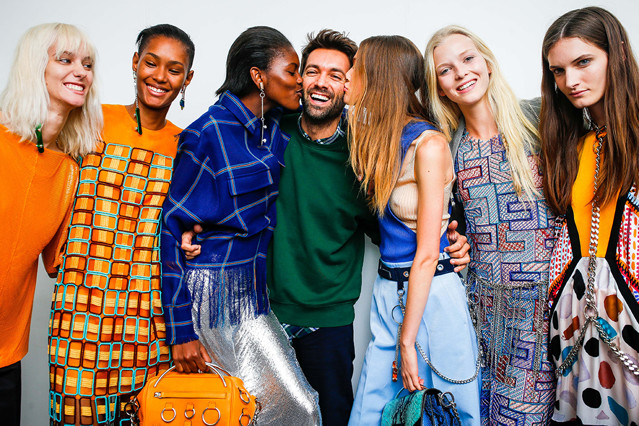 msgm女装20年新款,意大利潮牌msgm格纹收腰设计