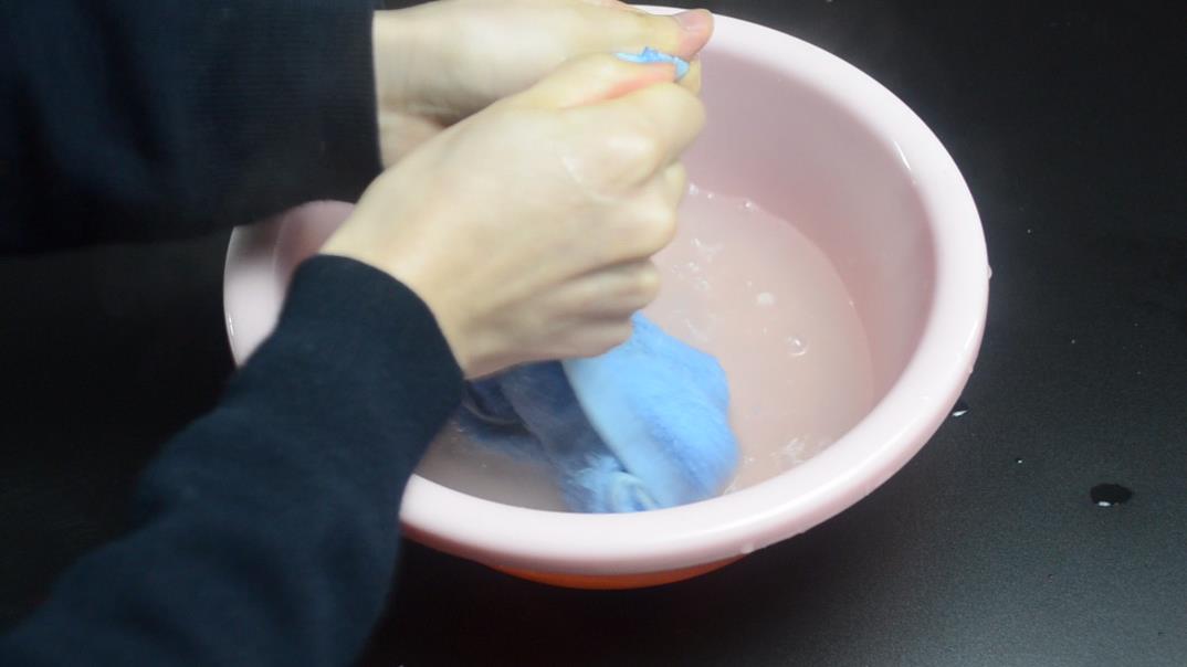 家里的毛巾很脏到底该怎么处理呢,毛巾天天洗怎么干