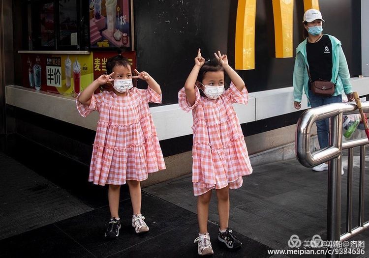 金色童年8张图片,金色的童年相片