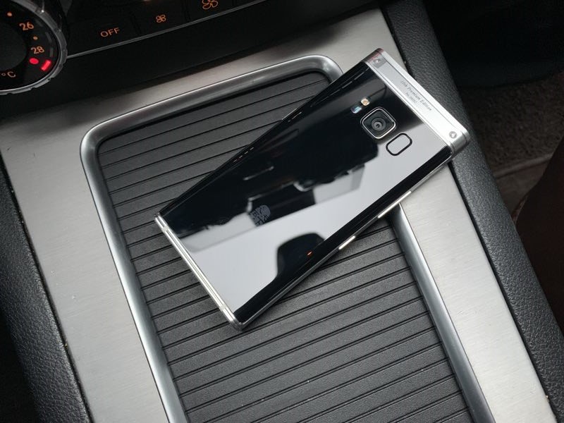 高仿手机跟正品有什么区别,手机高仿和正品的区别在哪