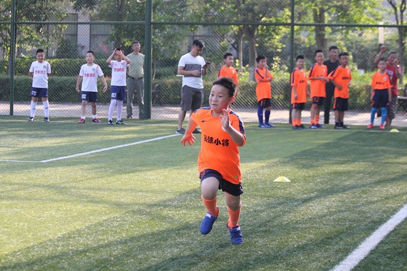 南充奥航陈宇航,四川南充奥航足球俱乐部直播