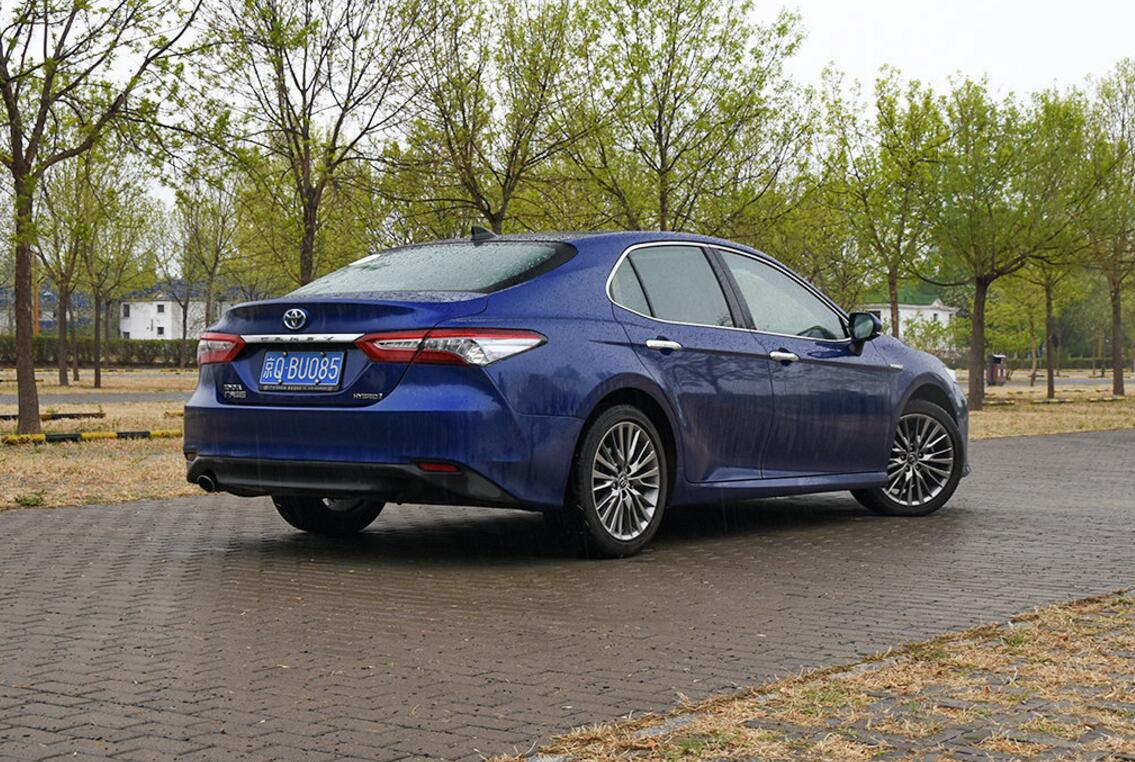 10年运动操控舒适俱佳的b级车,最省油耐用最便宜b级的良心车