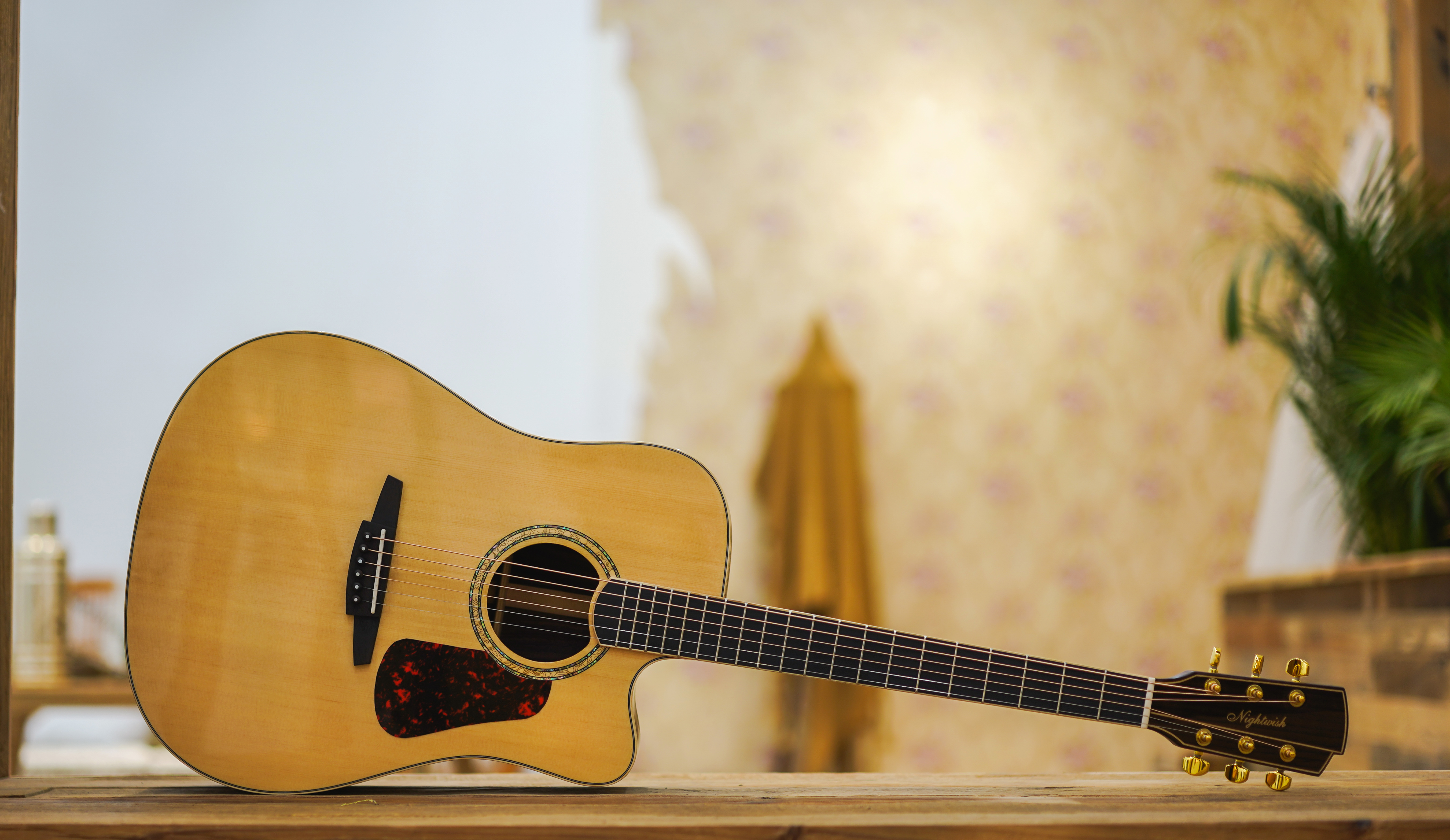 拉维斯n800dc配置,拉维斯吉他nightwish多少钱