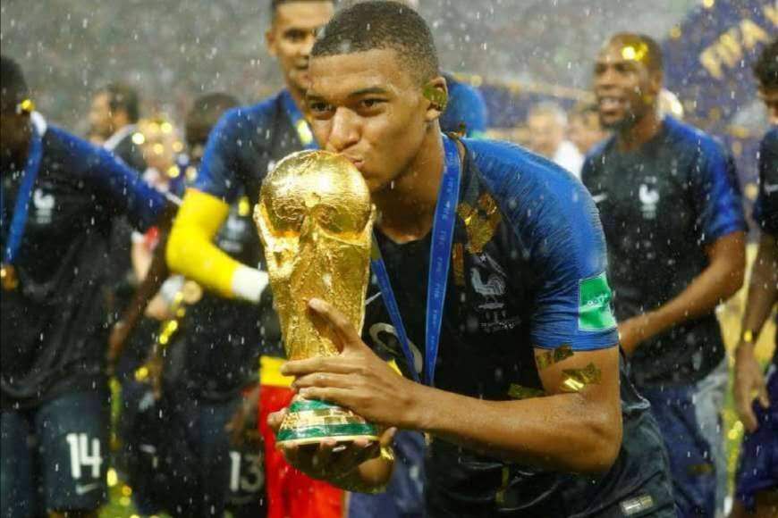 谁能撼动内马尔,内马尔与梅西c罗谁的数据更出色